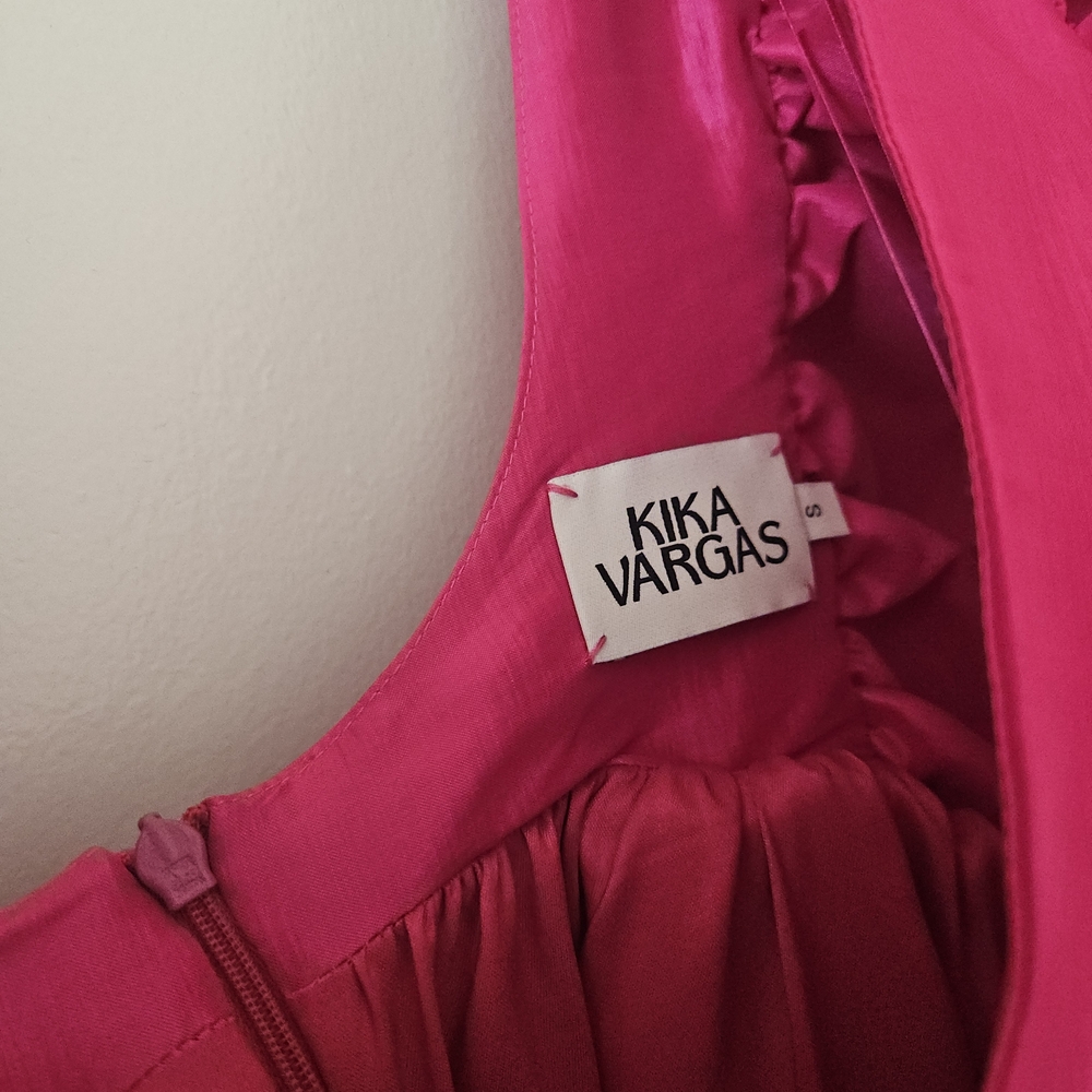 Kika Vargas Fuchsia Mini Dress with Dramatic Sleeves, and Pockets! - Picture 6 of 6
